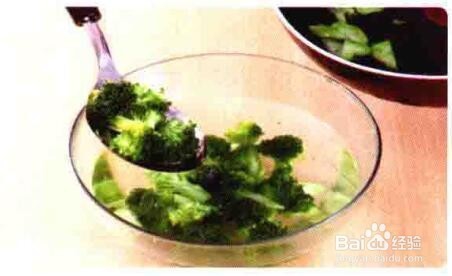 家常菜——蒜蓉西蓝花的简单做法