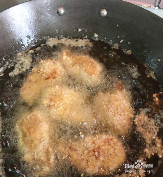 鸡腿裹面粉怎么炸