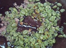 四季豆肉末拌面的做法