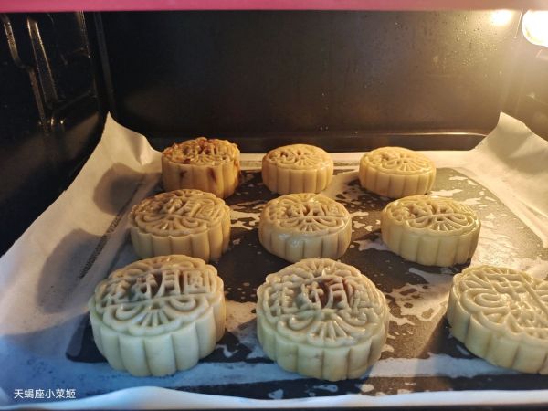 花好月圆广式月饼