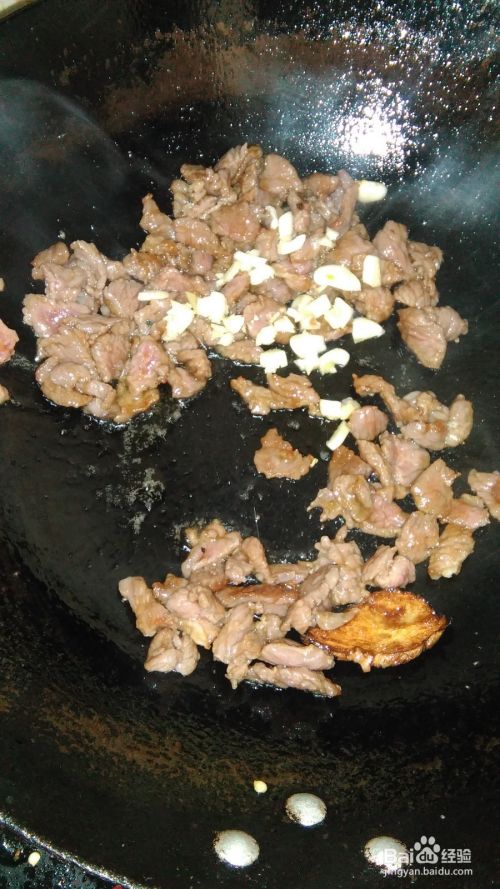 榨菜牛肉的做法