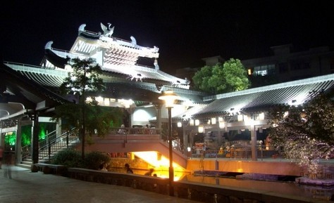 桂林水街和冠岩旅游住宿美食攻略