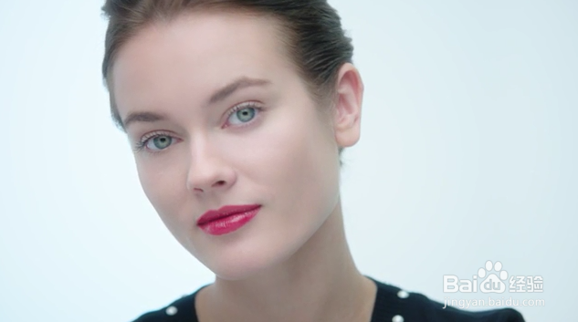 香奈儿唇膏笔怎样涂