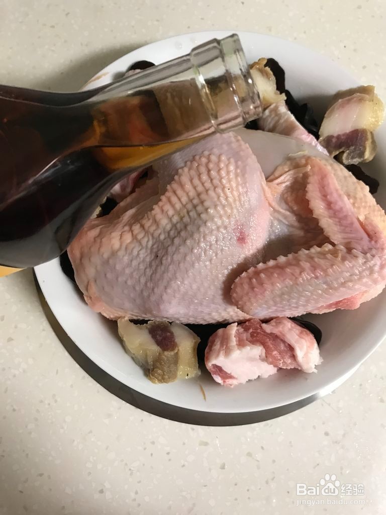 如何做出赣味清蒸鸡?