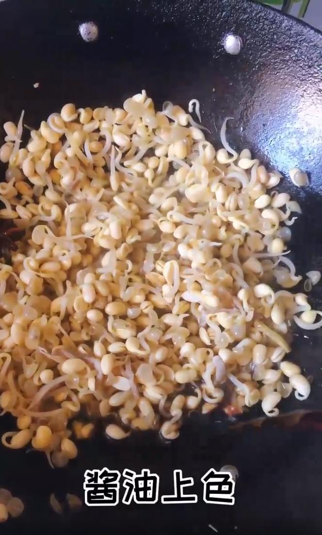 如何制作香味四溢的小炒黄豆芽？