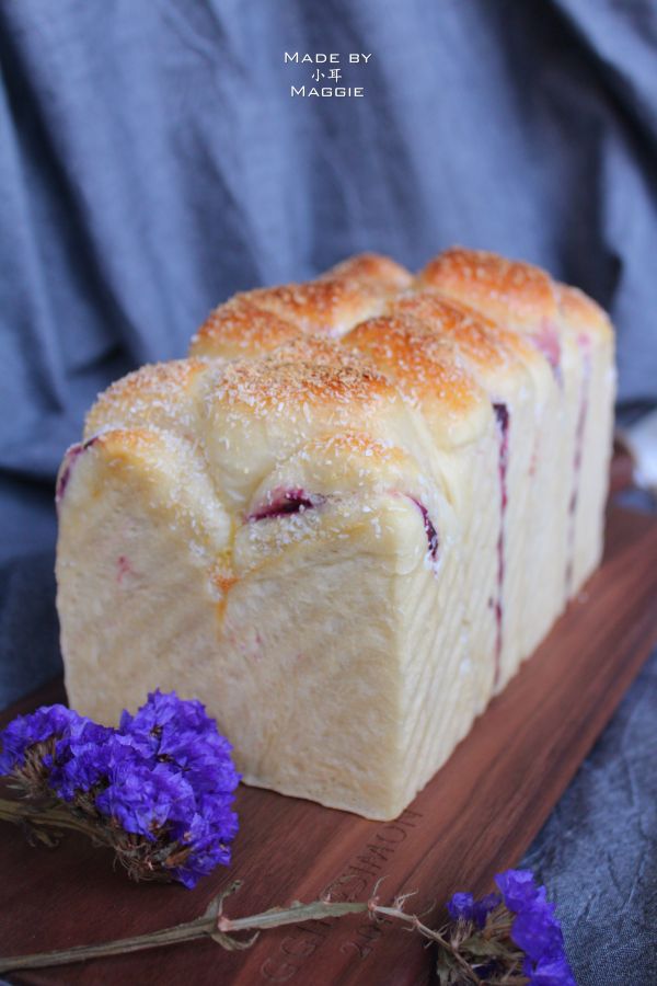 紫薯椰蓉手撕包