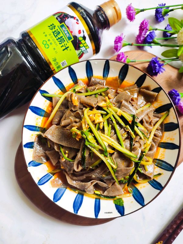 珍选捞汁荞麦面皮