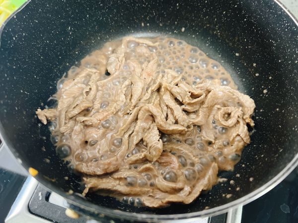 剁椒笋尖炒牛肉