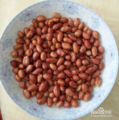 微波炉花生的做法