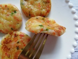 家常小零食--香酥土豆饼