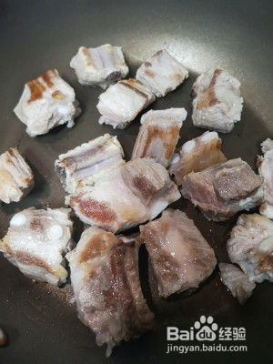 红烧排骨虎皮蛋做法大全