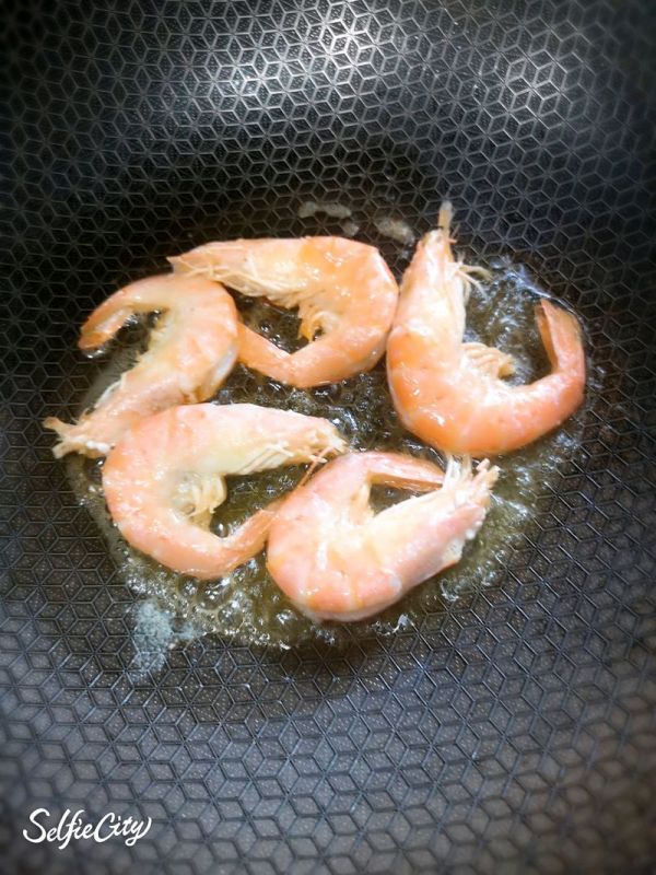 超级好吃的鲜虾芝士奶油意面