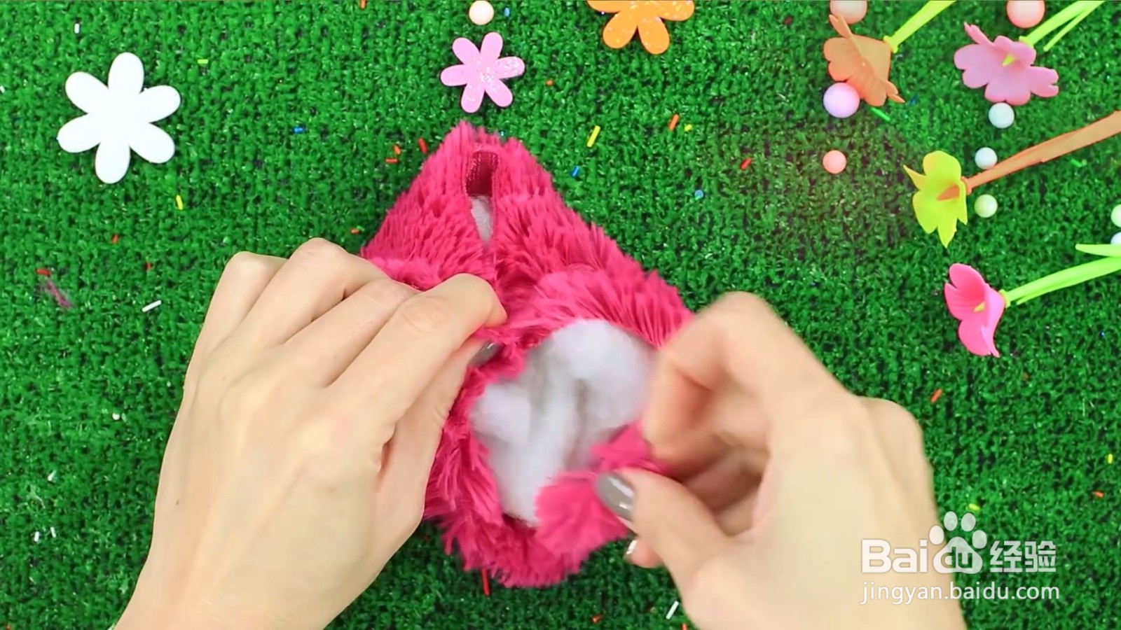 怎样制作毛绒植物花盆装饰品