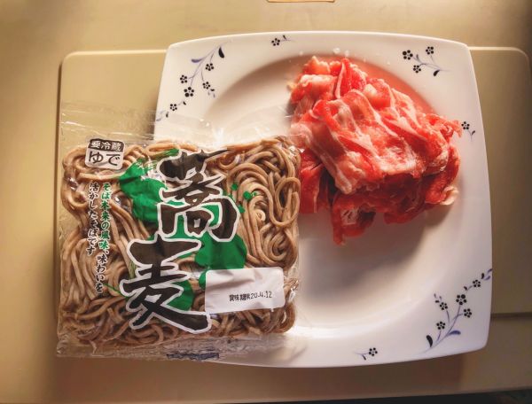 日式五花肉荞麦面