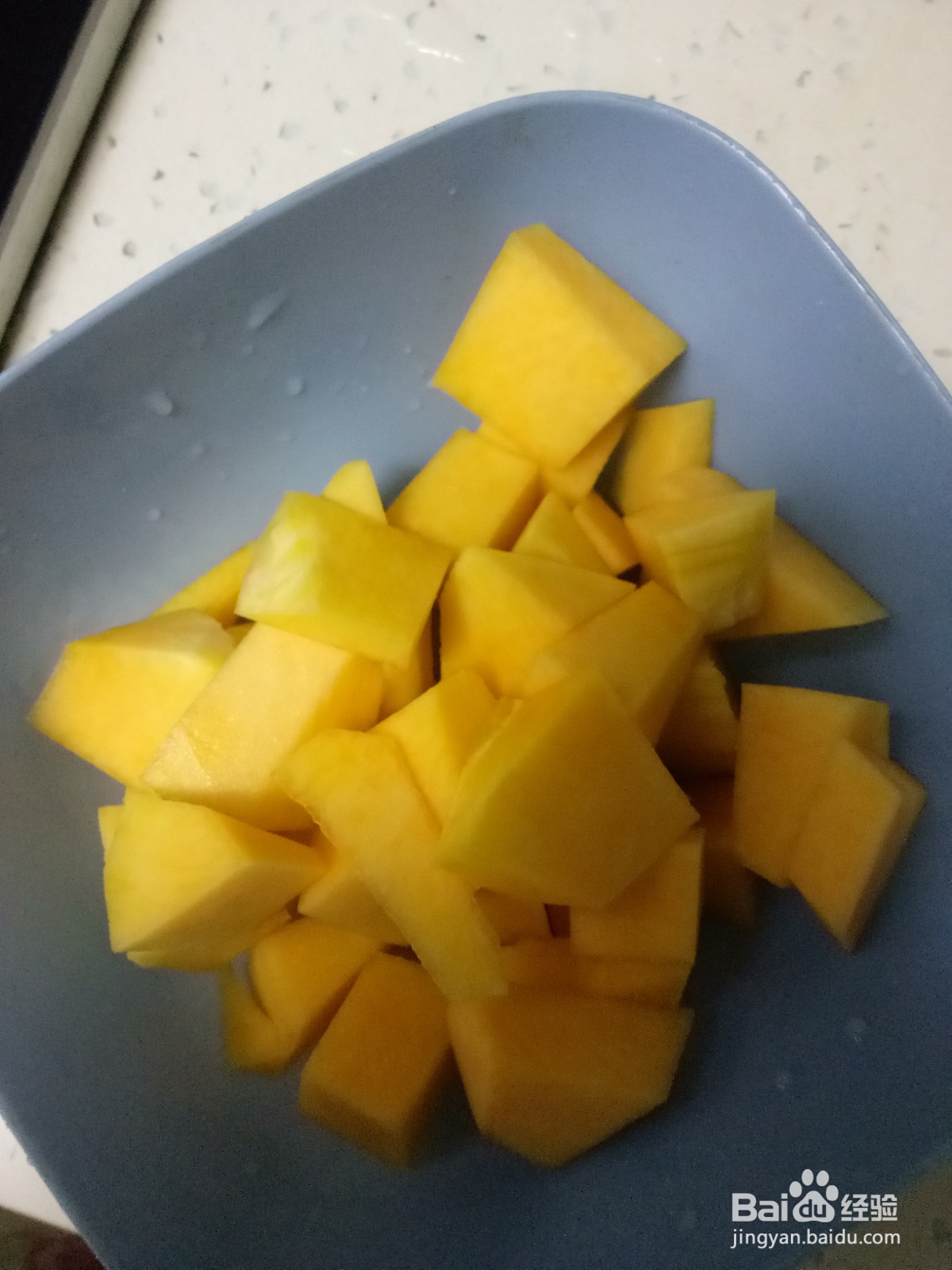 南瓜燕麦片汤圆粥