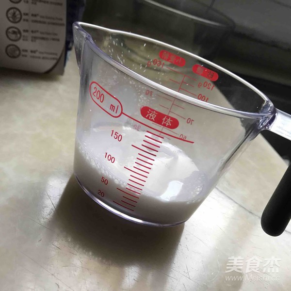 戚风蛋糕卷的做法