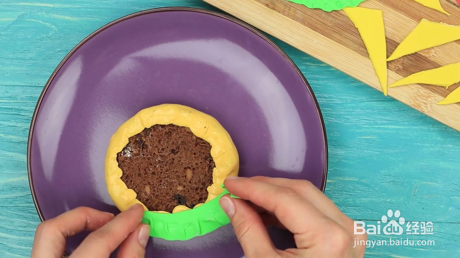 如何用蛋糕制作汉堡