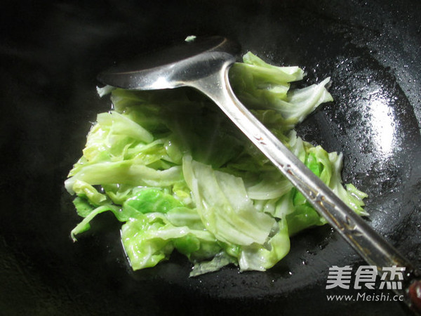 圆白菜炒猪舌头