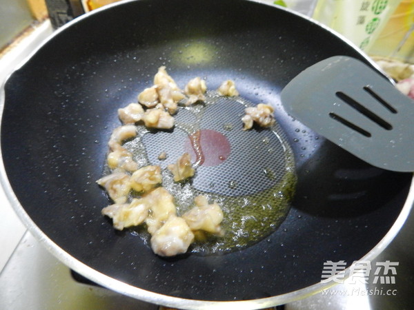 藕丁炖鸡软骨