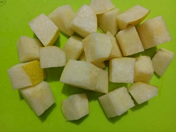红枣百合雪梨糖水