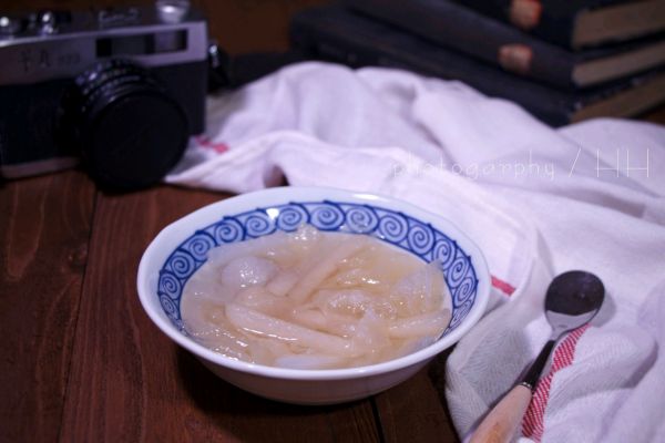 #柏翠辅食节-健康食疗#银耳雪梨萝卜甜汤