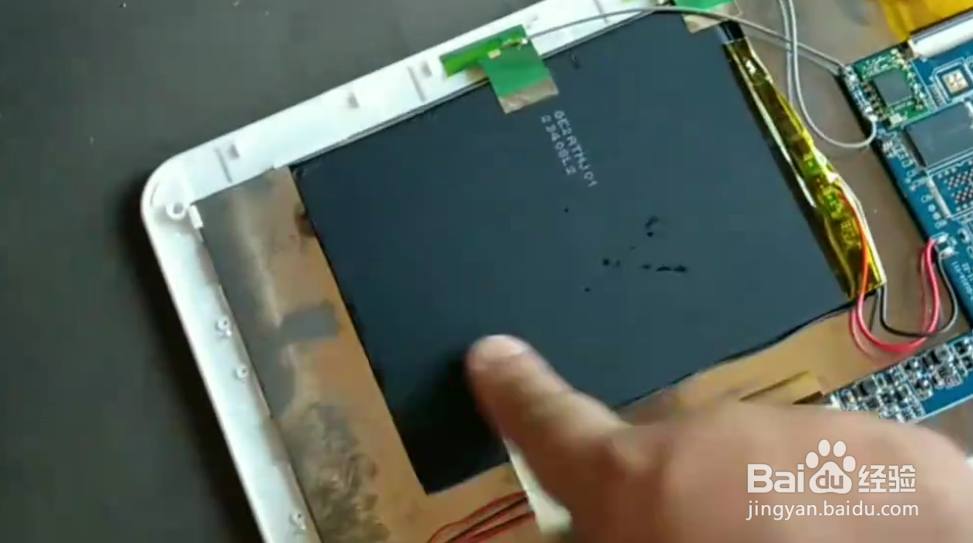 平板电脑充电充不进去如何处理