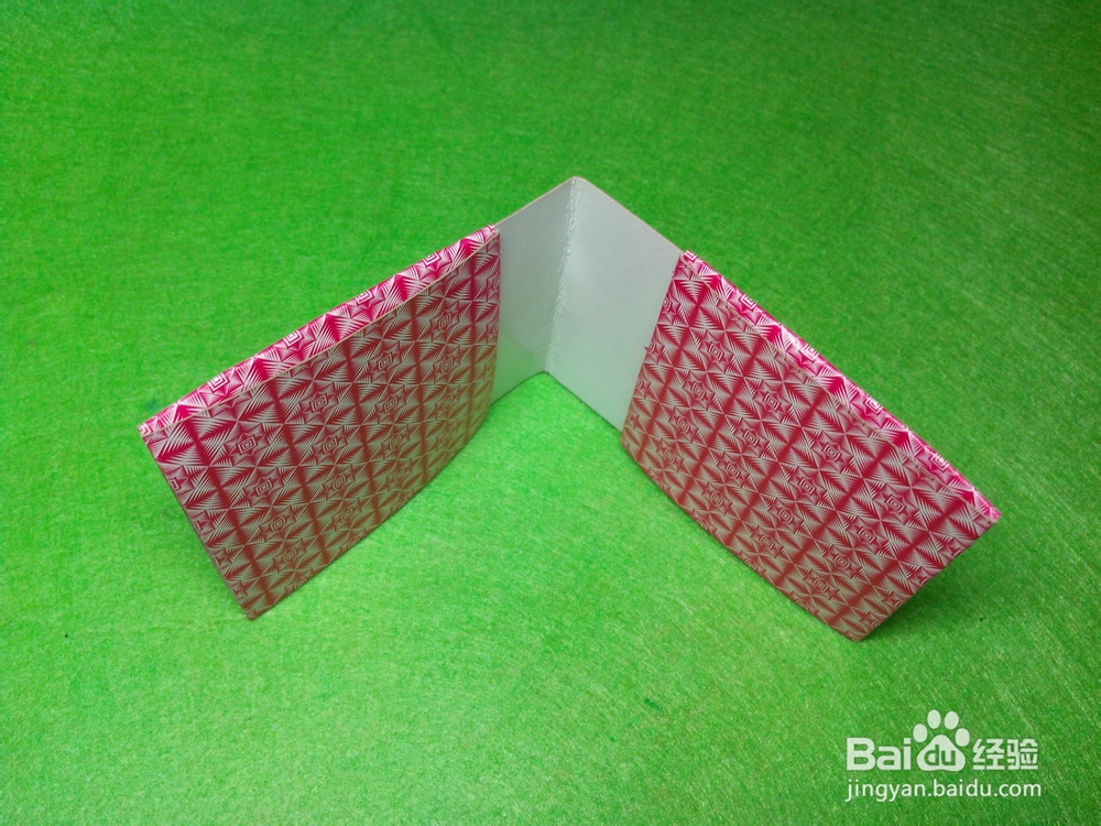 怎样用扑克牌做收纳盒