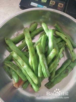 养生食补清炒四季豆的做法