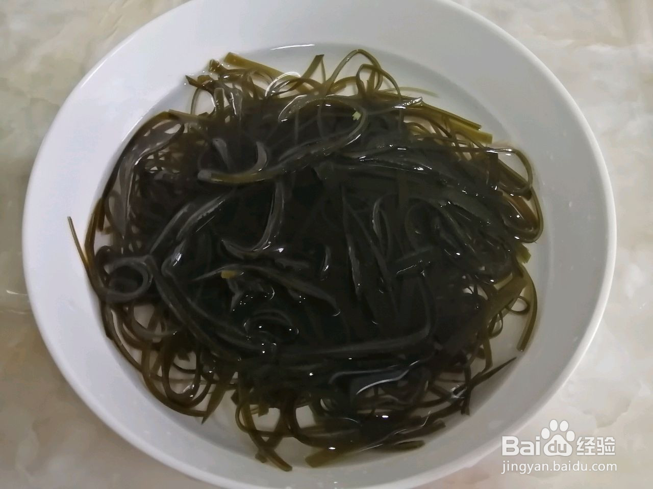 香辣咸鲜的凉拌海带丝的做法