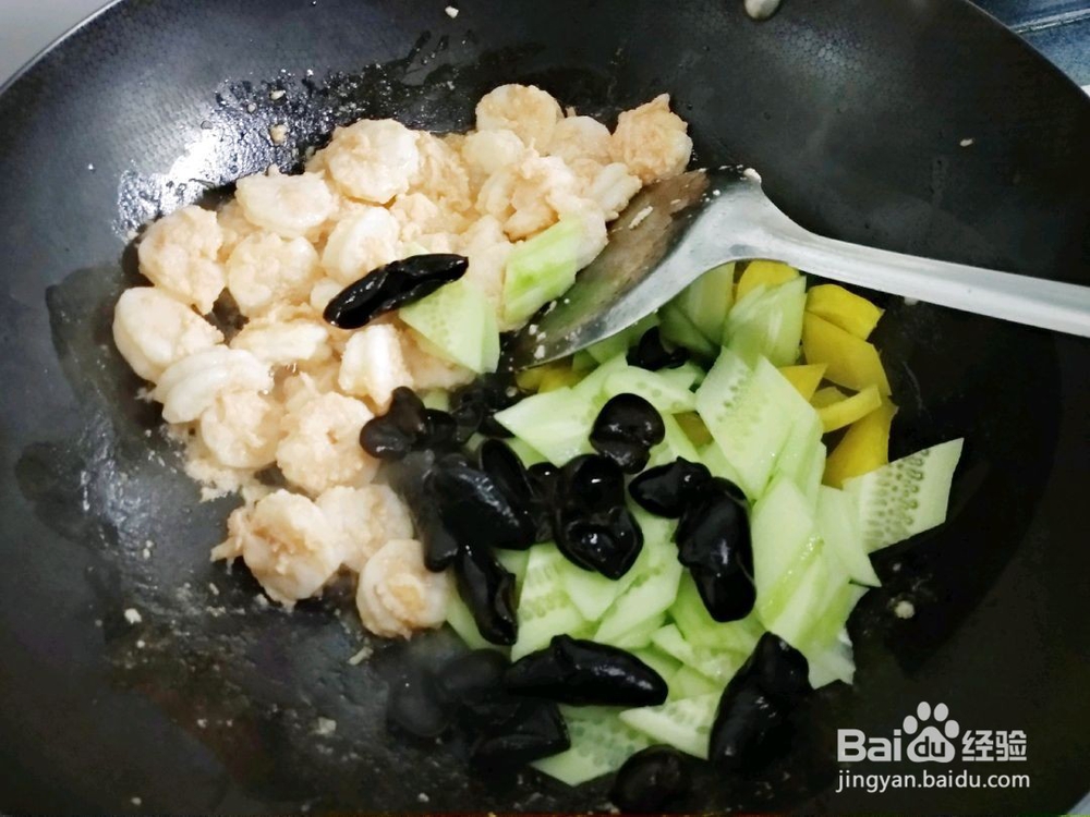 黄瓜炒虾仁的做法