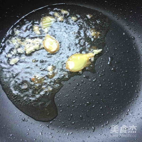 青椒香菇炒肉丝