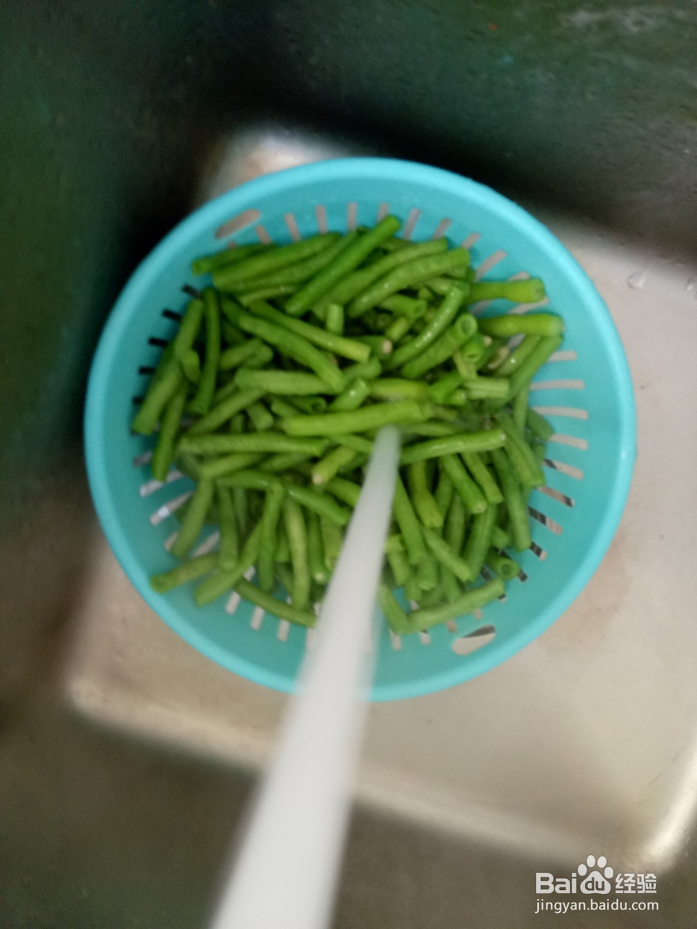 豆角芝麻酱炒香肠