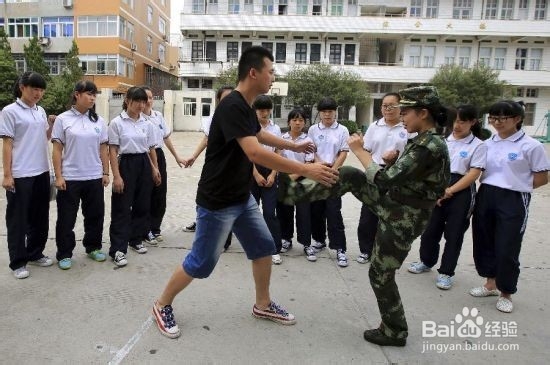 教女性朋友如何对抗色狼