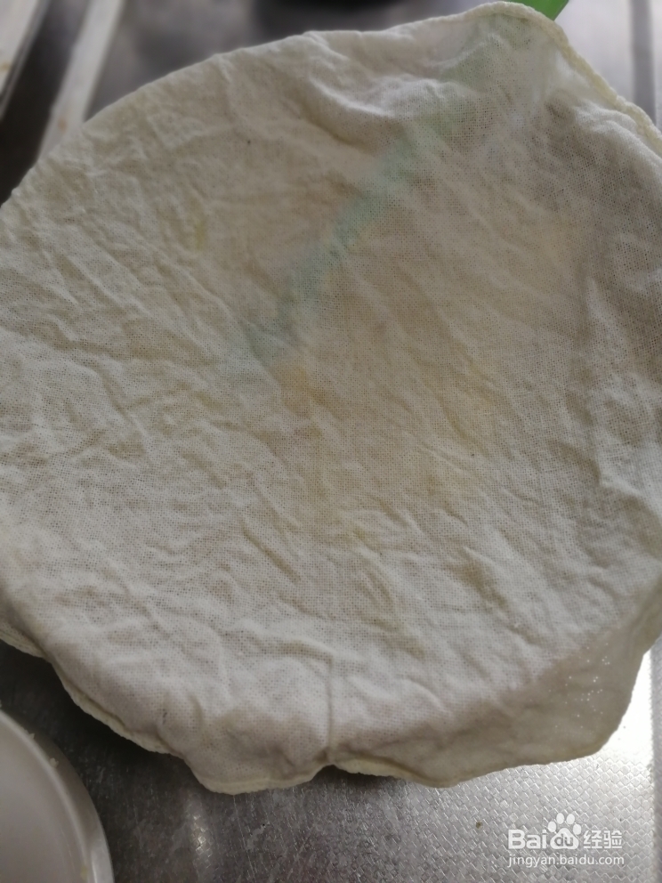 香气浓郁的玉米面窝头