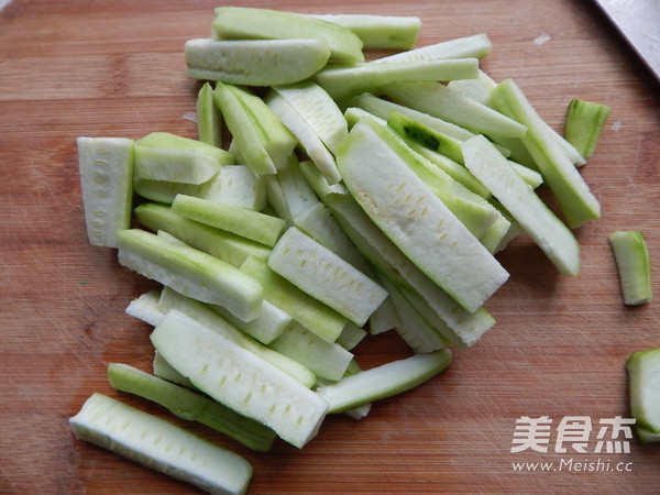 丝瓜鸡蛋乌东面