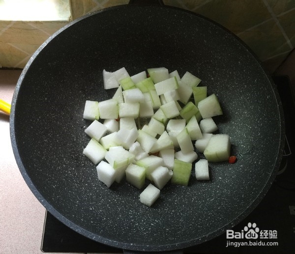 冬瓜烩鱼丸的制作方法