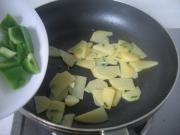 呆鱼叫你【土豆炒青椒】