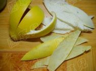 蜂蜜柚子茶的做法。