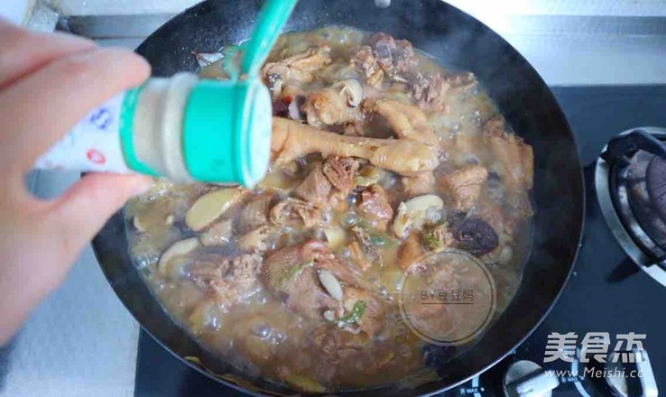 香菇炖土鸡的做法