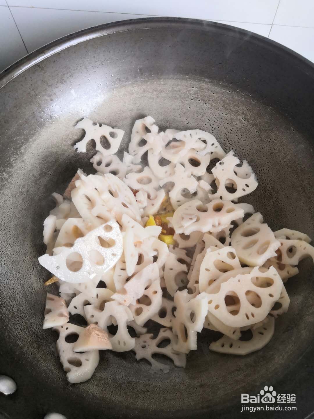 如何做虾干炒藕片