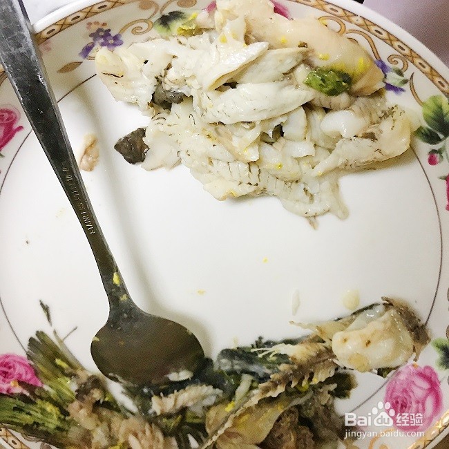 鱼汤豆腐蝴蝶面怎么做