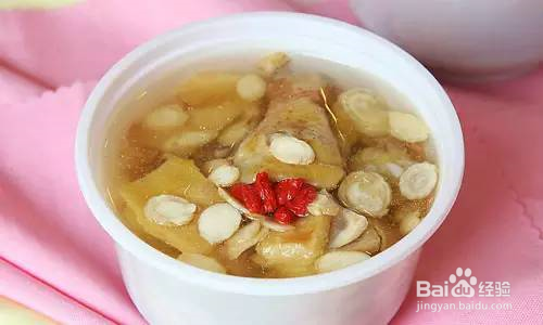 西洋参煲鸡汤的做法与功效