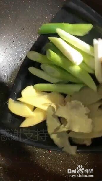 如何辣炒田螺做?