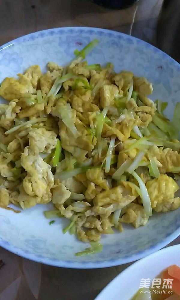 韭黄炒鸡蛋的做法