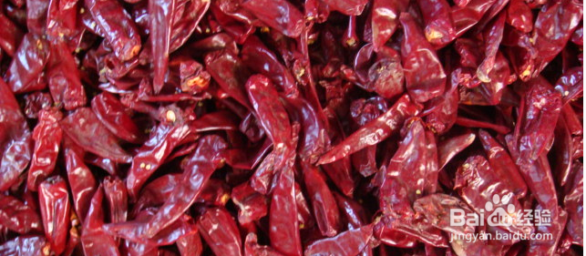 东北家常菜尖椒炒肥肠