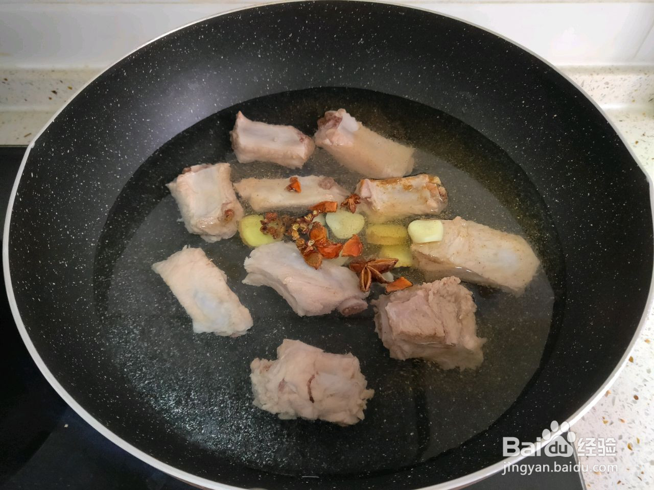 辣炒排骨的做法