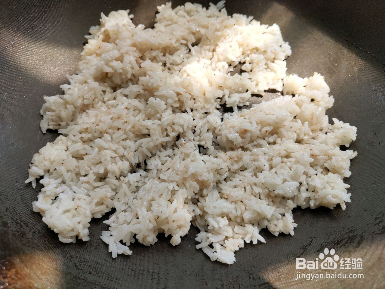 挪威三文鱼炒饭的做法