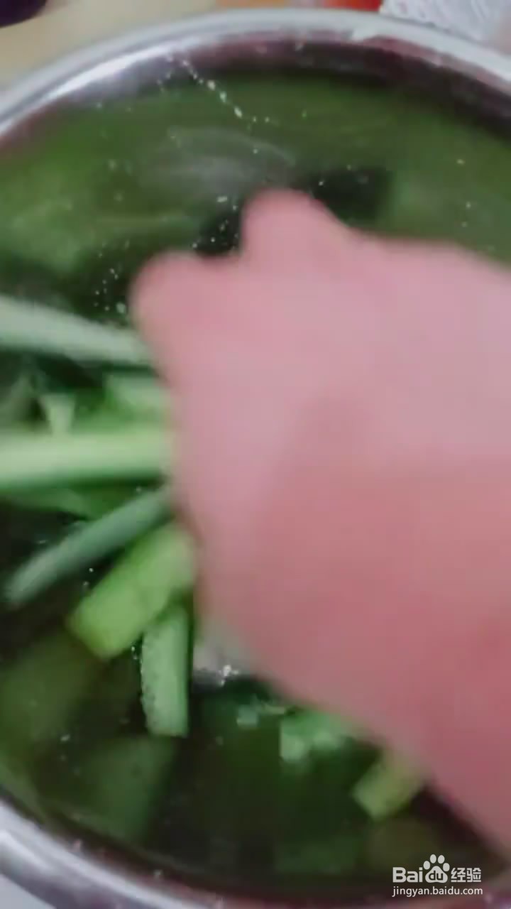 如何制作腌黄瓜