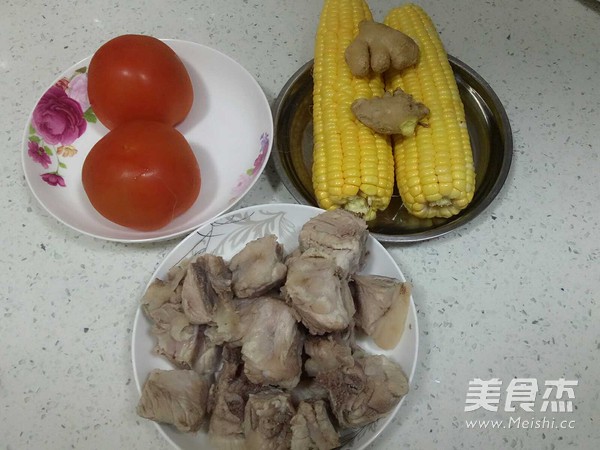 番茄玉米排骨汤