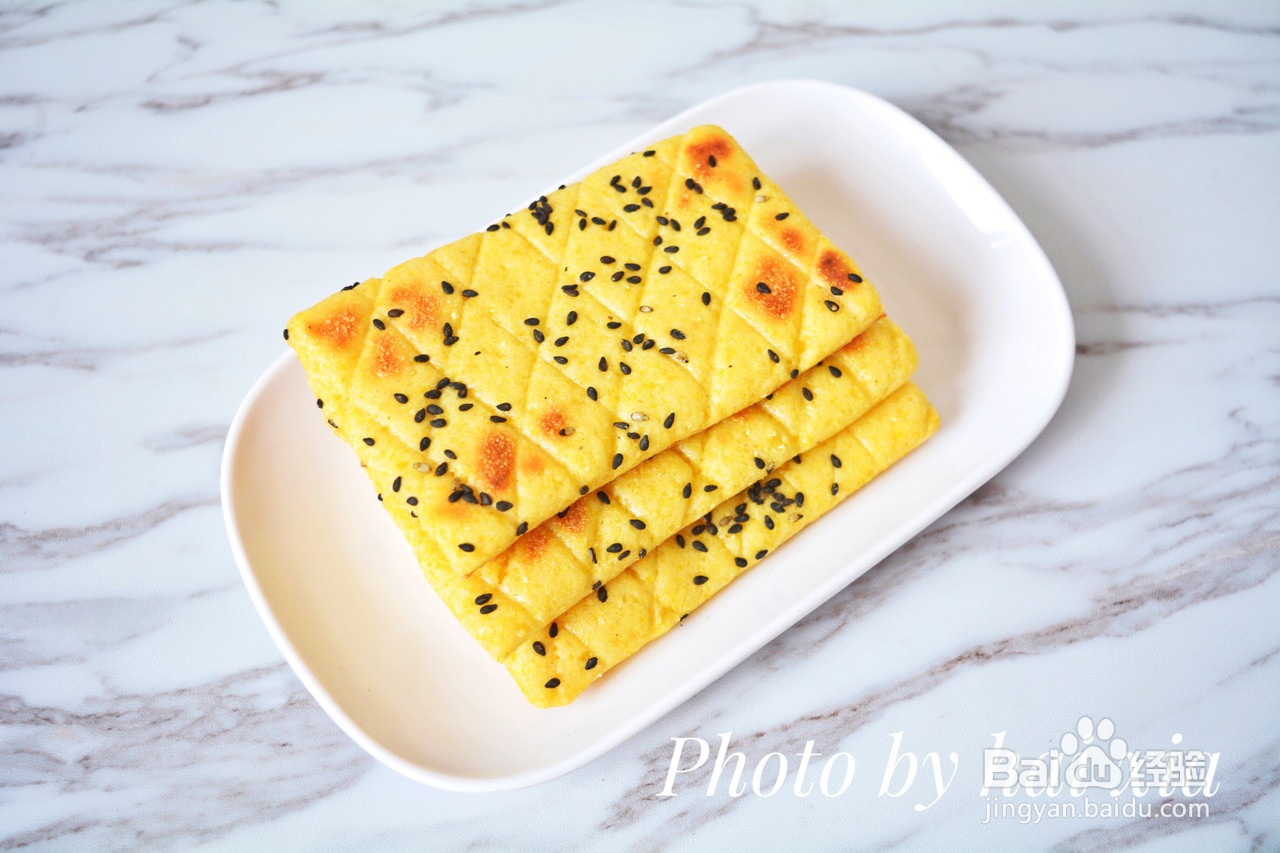 奶香玉米面饼的做法